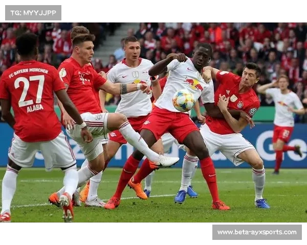 莱比锡红牛与西蒙斯达成买断协议 总费用高达7000万欧元 莱比锡红牛与西蒙斯达成买断协议 总费用高达7000万欧元