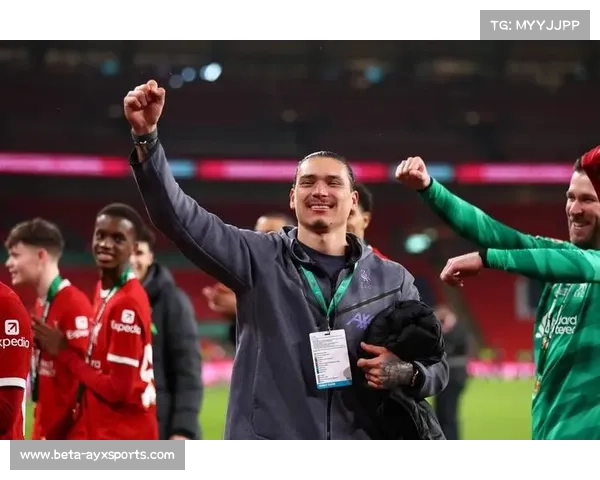 那不勒斯豪购升级!双星加盟锁定七强援 那不勒斯豪购升级!双星加盟锁定七强援