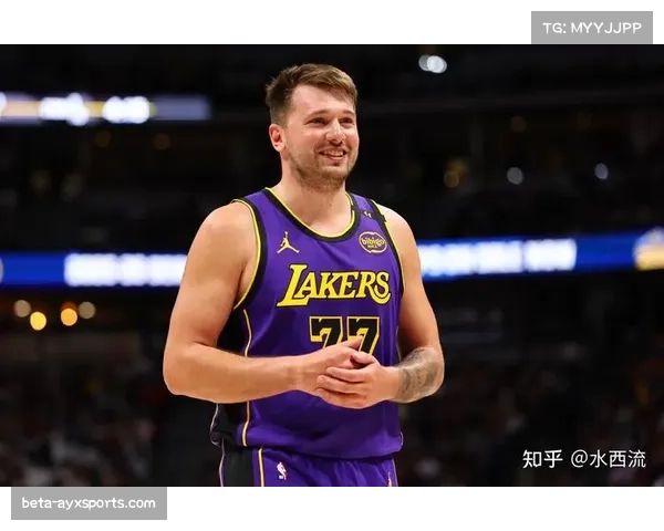 东契奇首节24分全场43分 湖人后卫线火力全开